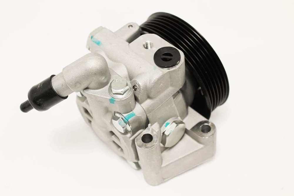 C2Z2670 Power Steering Pump