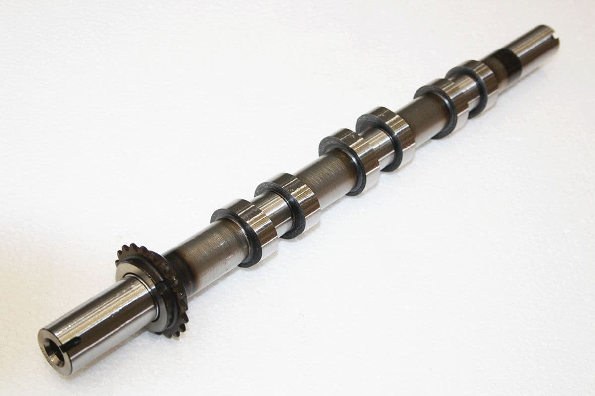 LR057792 JDE36146 Camshaft